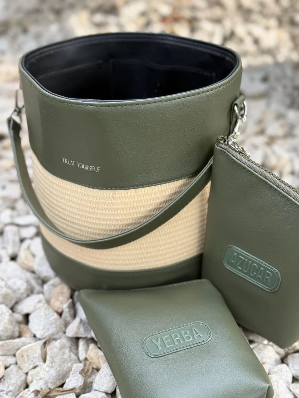 Bolso matero de cuero y rafia - Image 2
