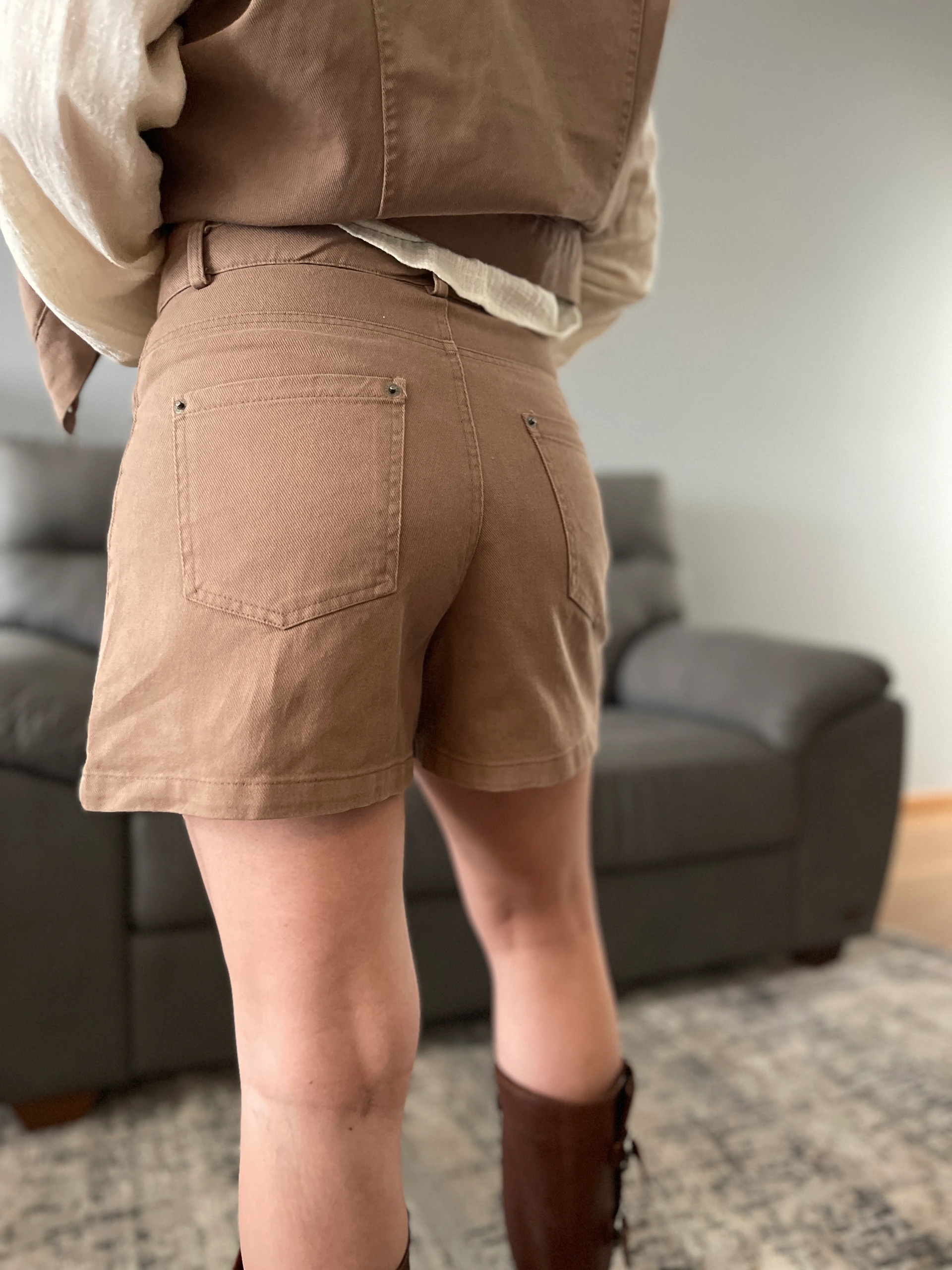 Short Sofia - Image 5