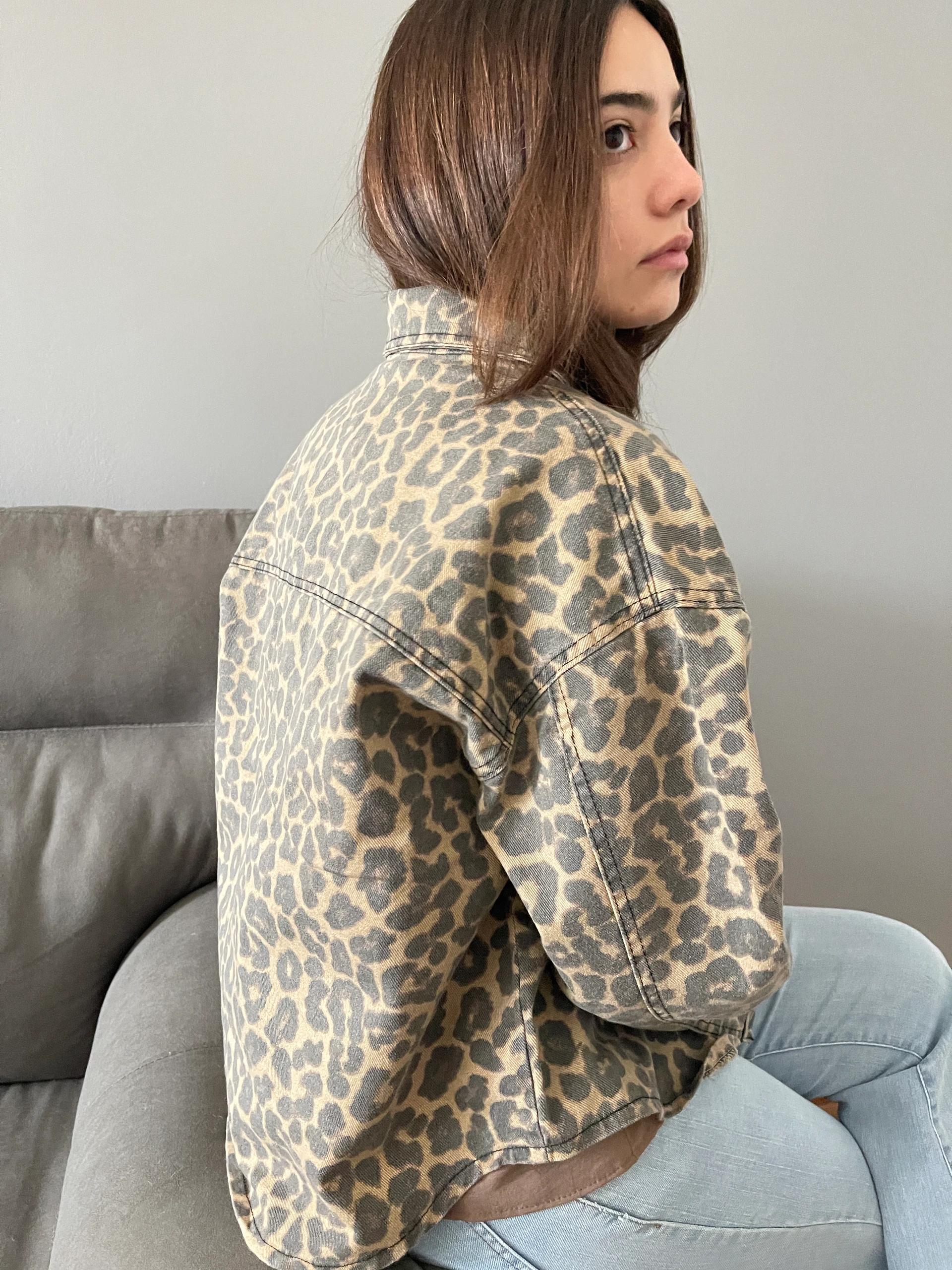 Campera Savage Print - Image 5