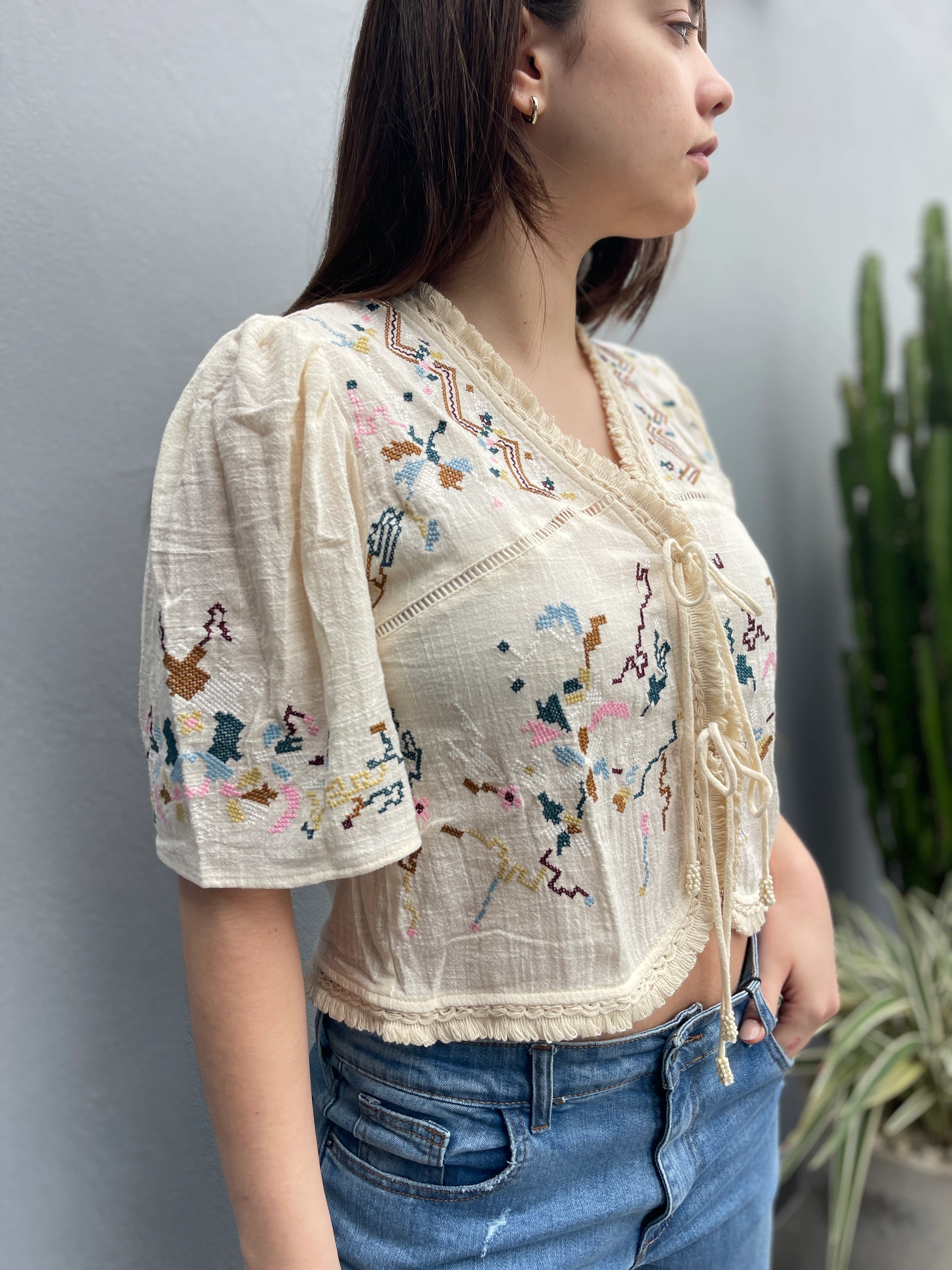 Blusa bordada Camila - Image 5