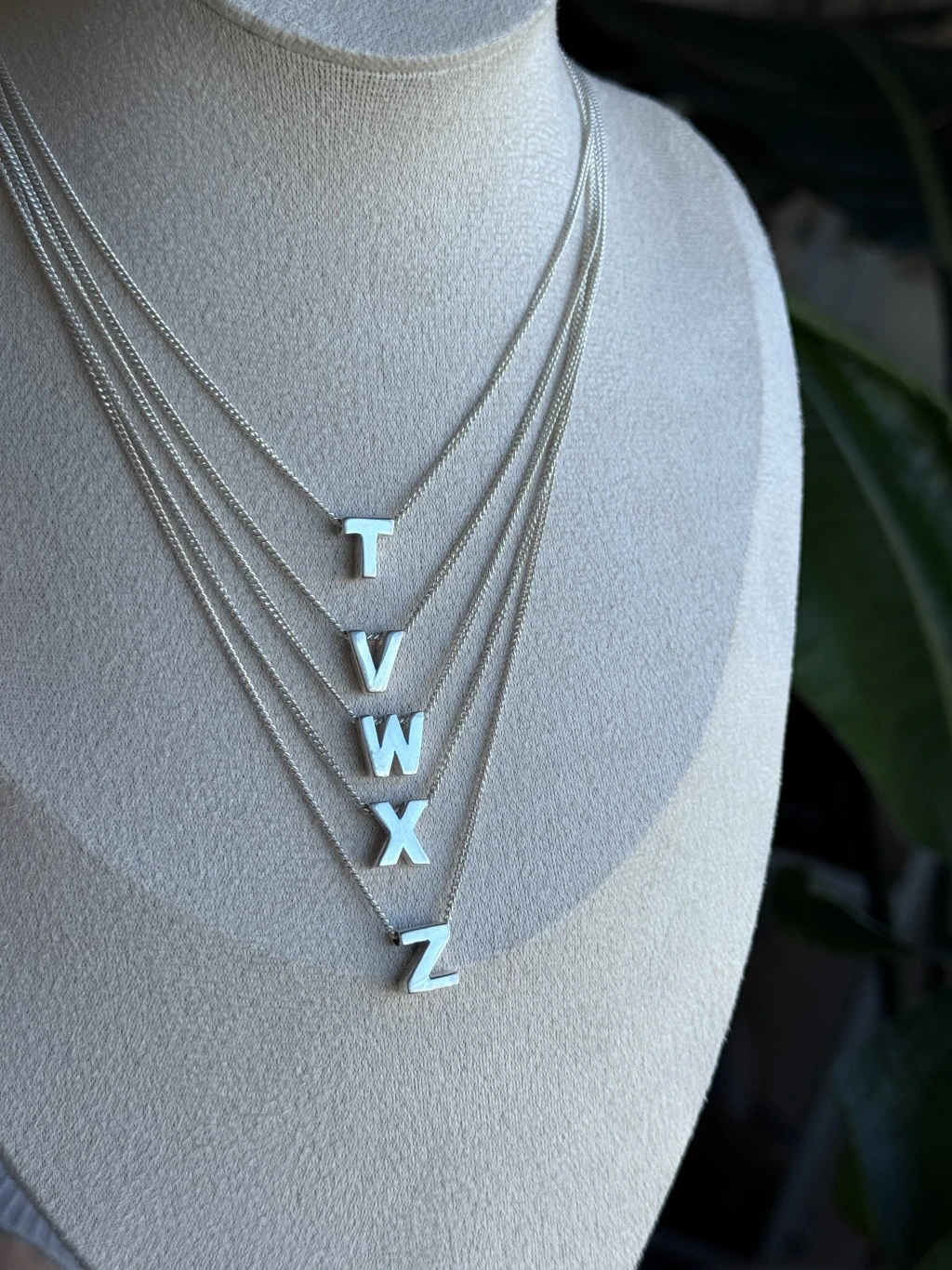 Collar Letra Pasante - Image 6