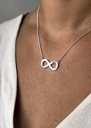 Collar Infinito Personalizada