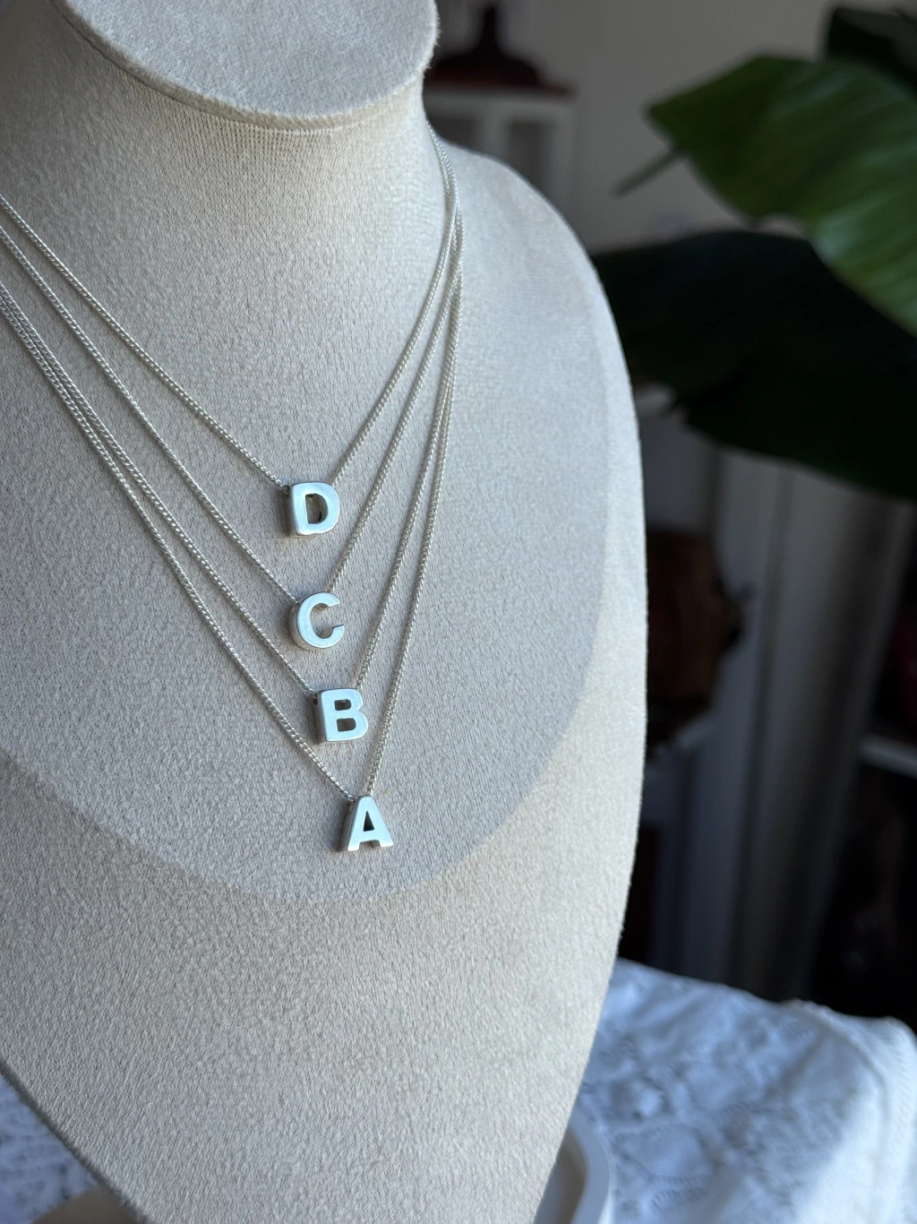 Collar Letra Pasante - Image 2