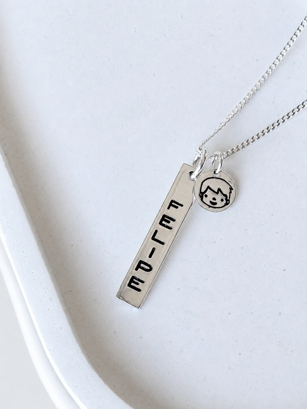 Collar Delfi